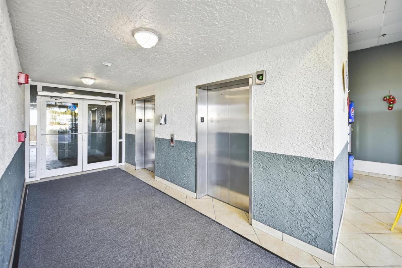 Long 102 Tower 1 By Book That Holiday home *